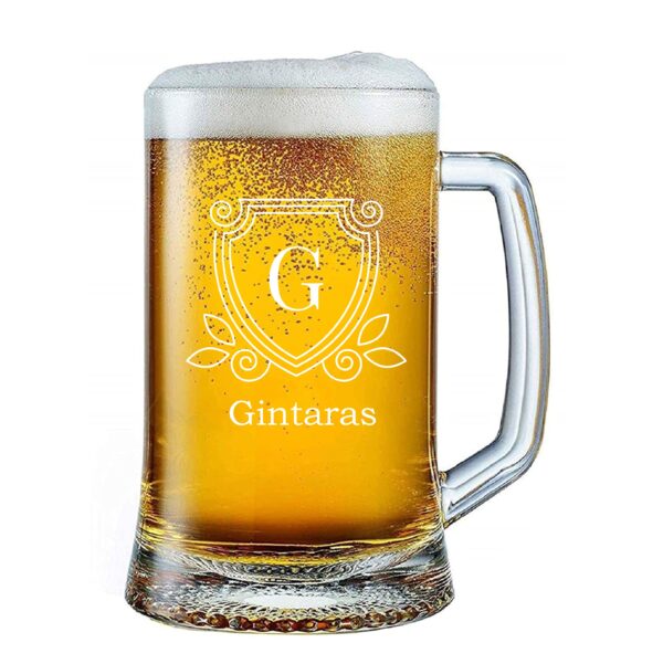 Graviruotas bokalas