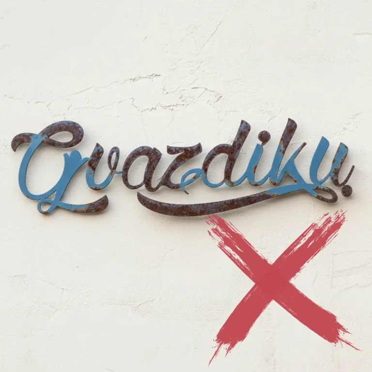 Nusidėvėjęs metalinis namo numeris kaip pavyzdys, kodėl verta rinktis ilgaamžius akrilinius numerius